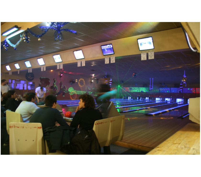 Autres sorties Paris Paris 15ème ardt - 75015 - Photos Vivastreet Team building bowling diner pour entreprises