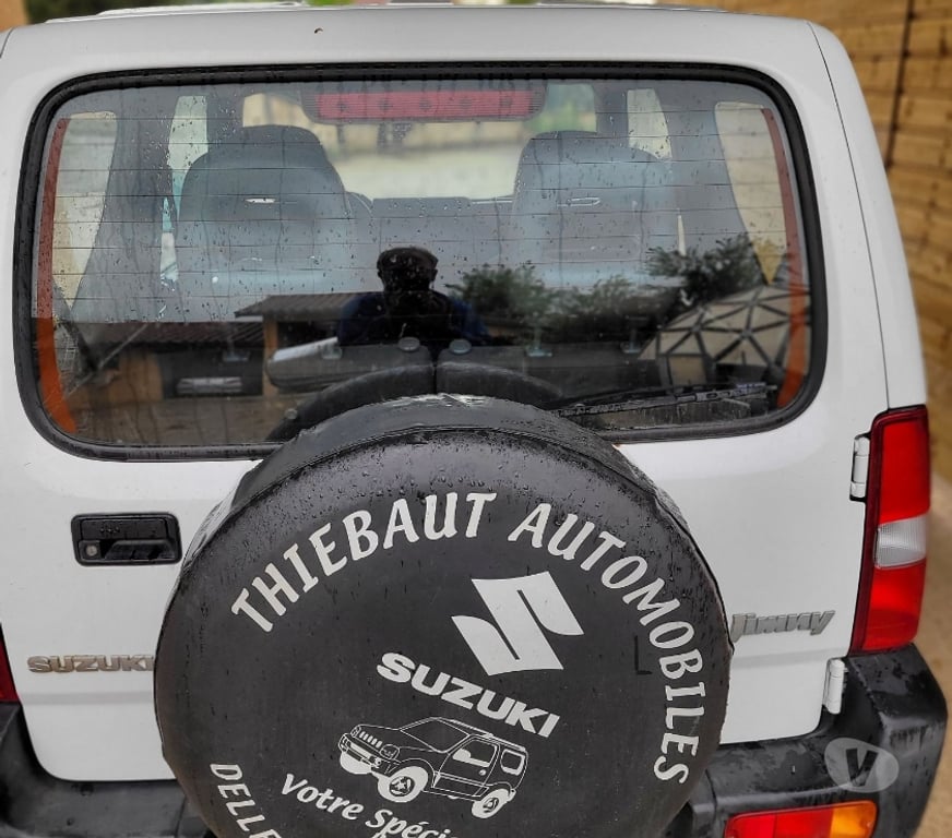 Voiture d'occasion Ain Peronnas - 01960 - Photos Vivastreet suzuki jimny essence 76500kms origine