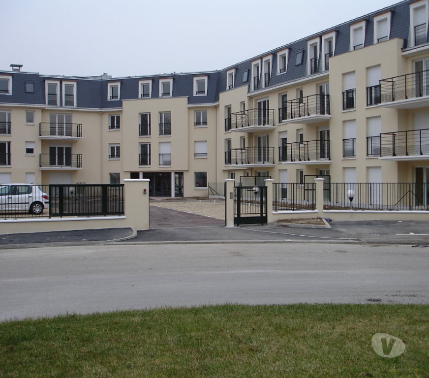 Location appartement Oise Chantilly - 60500 - Photos Vivastreet 2 pièces acces facile à Paris