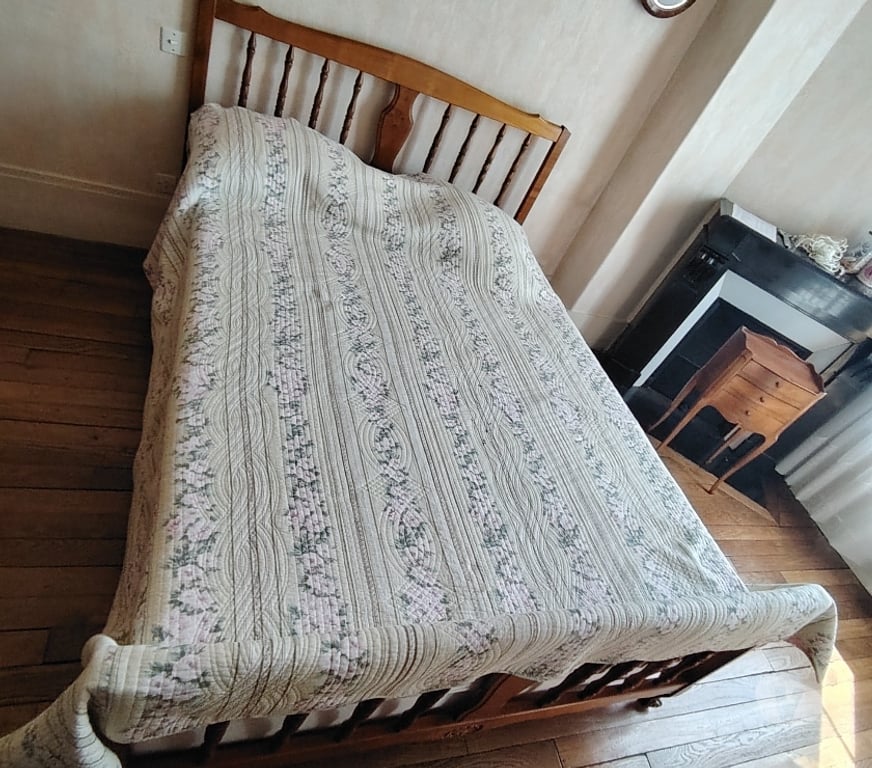 Ameublement & art de la table Val-d'Oise Argenteuil - 95100 - Photos Vivastreet VENTE CHAMBRE A COUCHER ADULTE COMPLETE