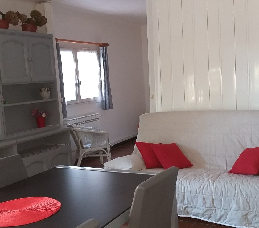 location saisonniere Var Six Fours les Plages - 83140 - Photos Vivastreet Bas villa location selon saison avec 1 ou 2 ou 3 chambres