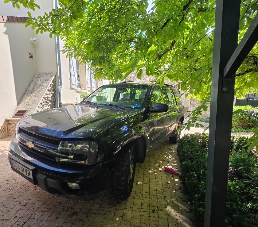 Voiture d'occasion Essonne Etiolles - 91450 - Photos Vivastreet CHEVROLET TRAILBLAZER