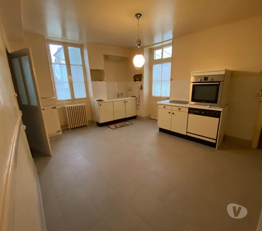 Vente Maison Yonne Vermenton - 89270 - Photos Vivastreet maison en parfait état avec terrain et garage
