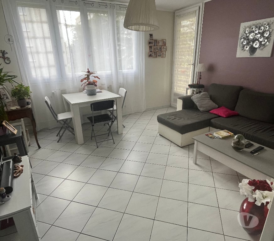 Appartements à vendre Isère Grenoble - Photos Vivastreet Vends joli T3 quartier Bajatière