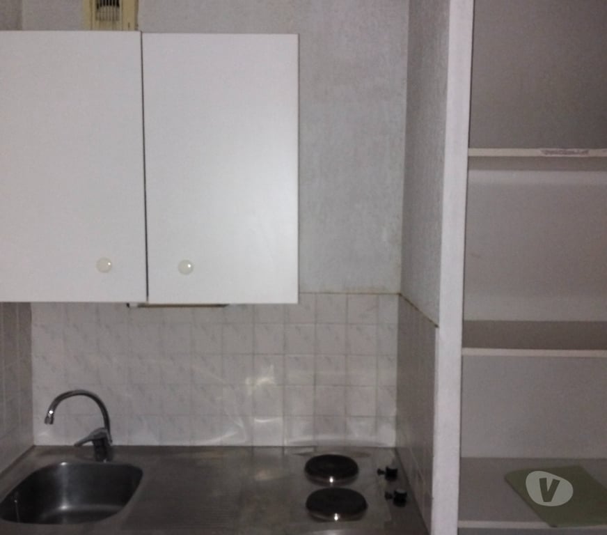 Appartement meublé Bouches-du-Rhône Aix en Provence - Photos Vivastreet T1 38 m2 avec jardin privatif de 40 m2+parking privatif+box