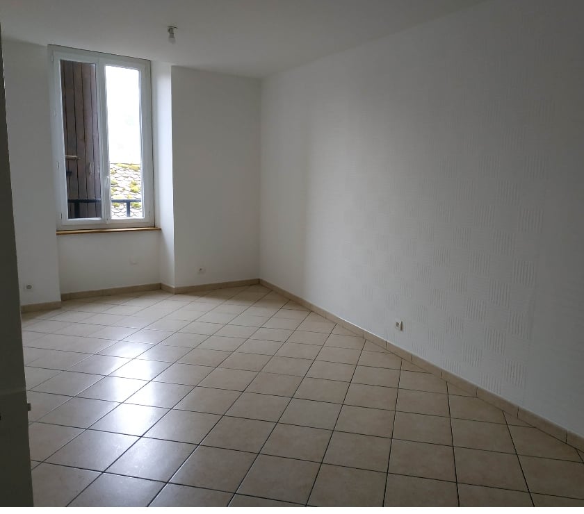 Location maison Isère Chirens - 38850 - Photos Vivastreet MAISON 137 m2 au calme