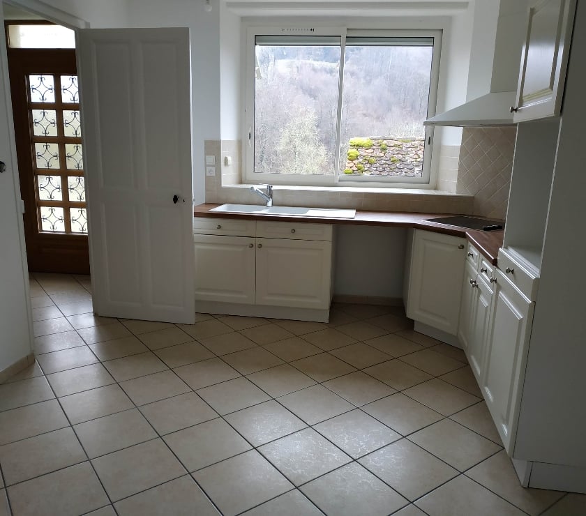 Locations maison Chirens Isère - Photos Vivastreet MAISON 137 m2 au calme