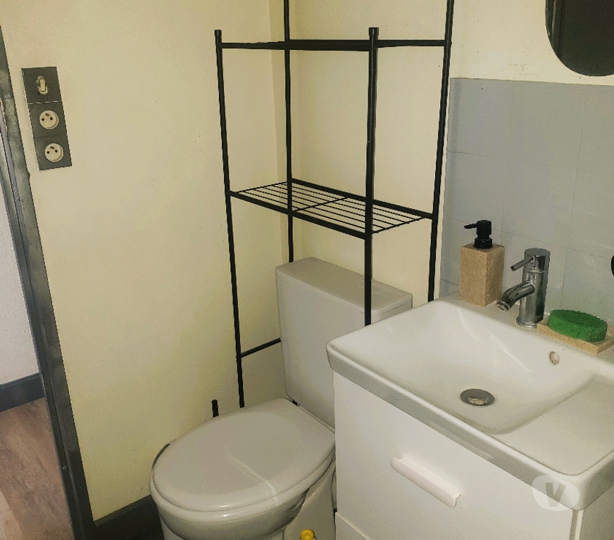 Appartement meublé Saône-et-Loire Macon - 71000 - Photos Vivastreet STUDIO MEUBLE BON ETAT