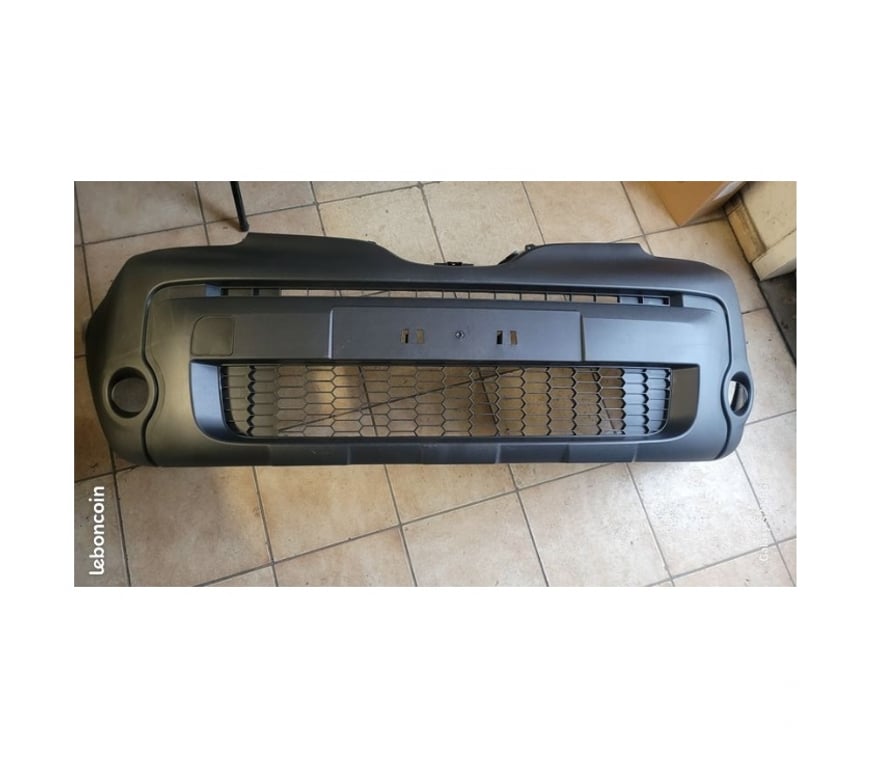 Pièces et services auto Seine-Saint-Denis Montfermeil - 93370 - Photos Vivastreet Pare-choc avant Renault Kangoo 2 phase 2