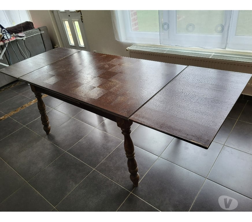 Ameublement & art de la table Pas-de-Calais Vimy - 62580 - Photos Vivastreet Table de salle à manger