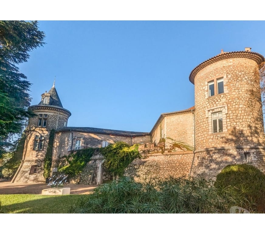 Vente Maison Alpes-Maritimes Mouans Sartoux - 06370 - Photos Vivastreet Maison à rénover de 102 m² garage 38 m2 terrain 2214m2