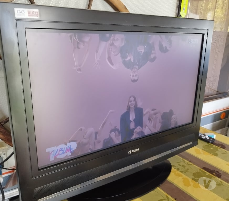 Photo - Video - Son Isère Paladru - 38850 - Photos Vivastreet Tv 80 cm avec apareil tnt