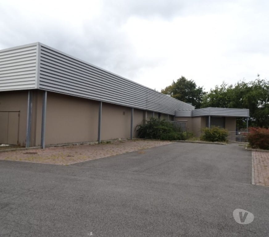 Fond de Commerce a vendre Loire-Atlantique St Etienne de Montluc - 44360 - Photos Vivastreet LOCAUX COMMERCIAUX ENTREPOT BUREAUX