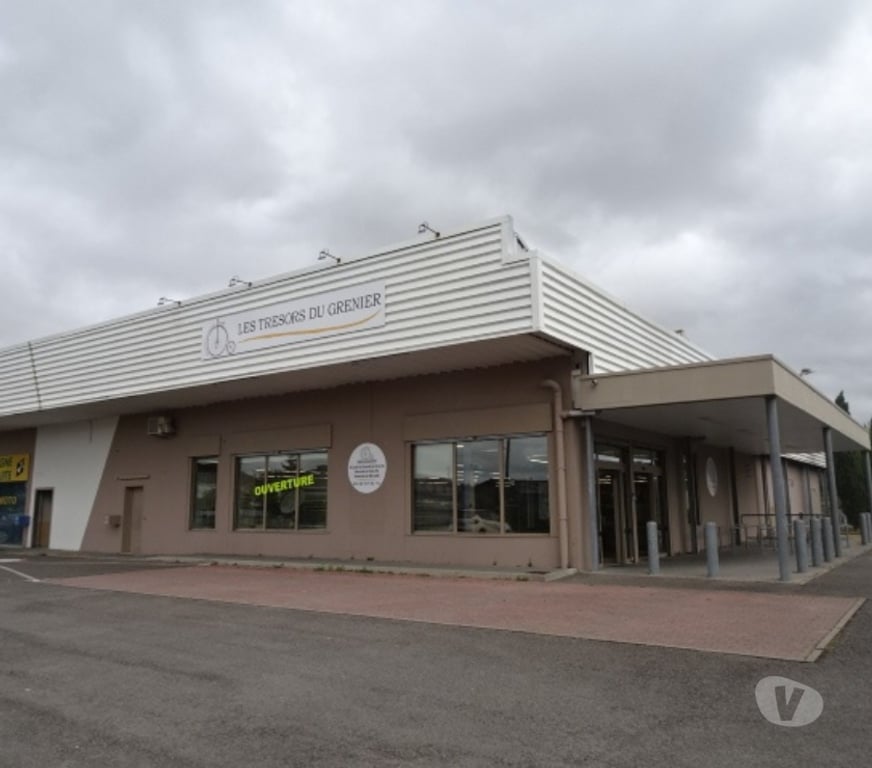 Fond de Commerce a vendre Loire-Atlantique St Etienne de Montluc - 44360 - Photos Vivastreet LOCAUX COMMERCIAUX ENTREPOT BUREAUX