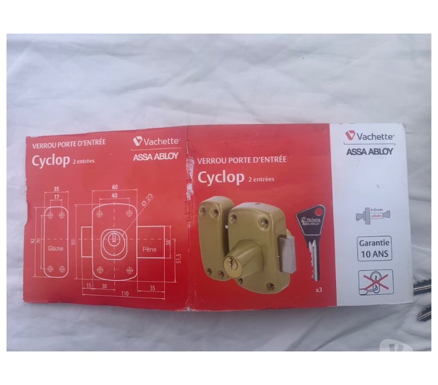  Essonne Bievres - 91570 - Photos Vivastreet Verrou cylindre Vachette Cyclop L 40 mm neuf