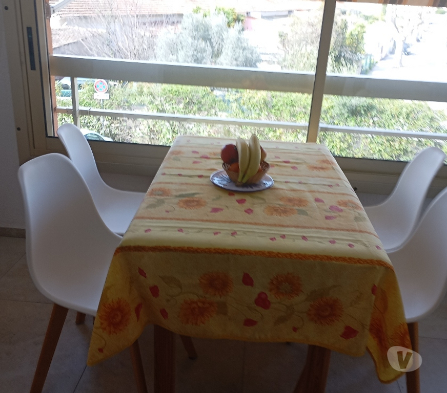location saisonniere Var La Londe les Maures - 83250 - Photos Vivastreet a partir de 220E LA S FIN JUIN pour ce superbe studio cabine
