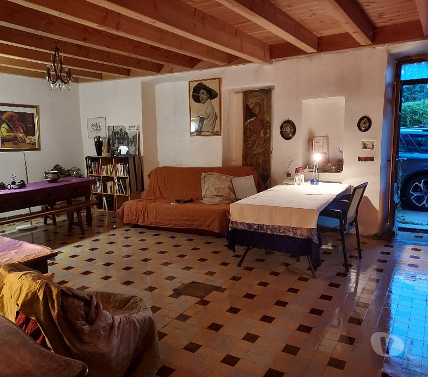 Vente Maison Ardèche St Gineis en Coiron - 07580 - Photos Vivastreet Ancienne Auberge coeur de village Ardèche