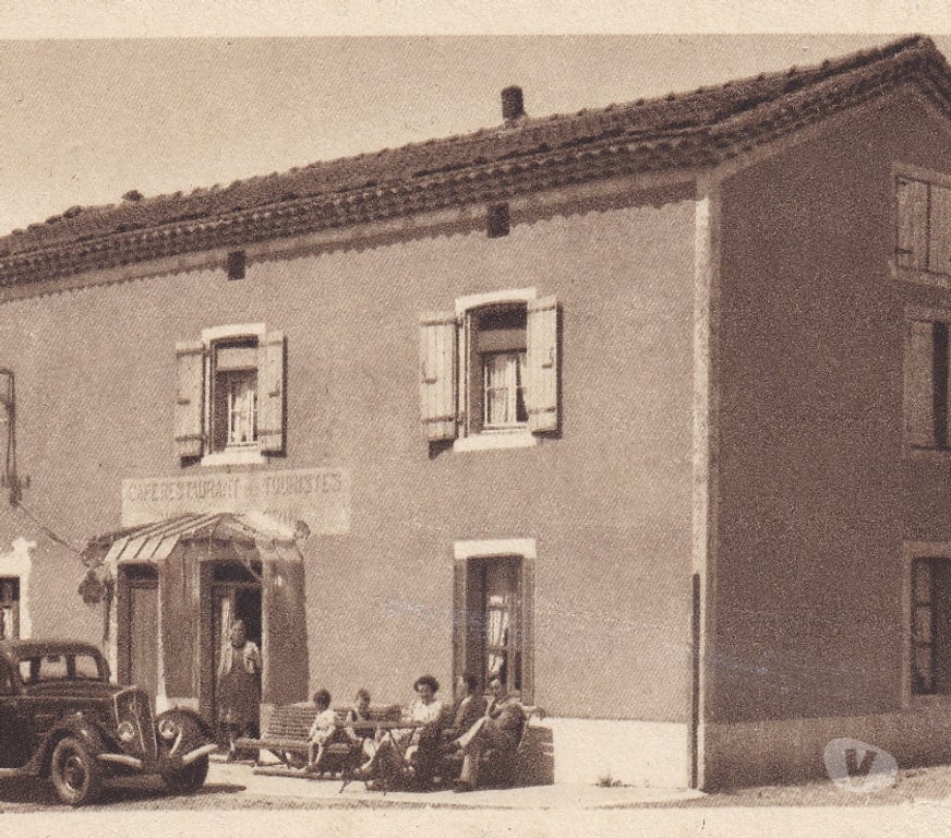 Vente Maison Ardèche St Gineis en Coiron - 07580 - Photos Vivastreet Ancienne Auberge coeur de village Ardèche