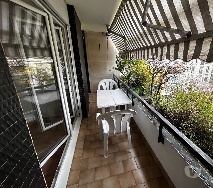 Appartements à vendre Yvelines Chatou - 78400 - Photos Vivastreet 3 pièces 82 m² Chatou Balcon Parking vue jardin 465.000€