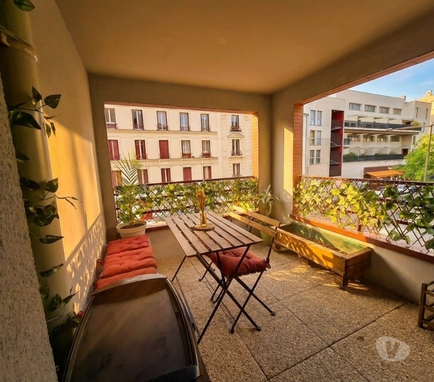 Appartements à vendre Val-de-Marne Ivry sur Seine - 94200 - Photos Vivastreet 4 pièces cosy, traversant, terrasse, parking, Ivry Port