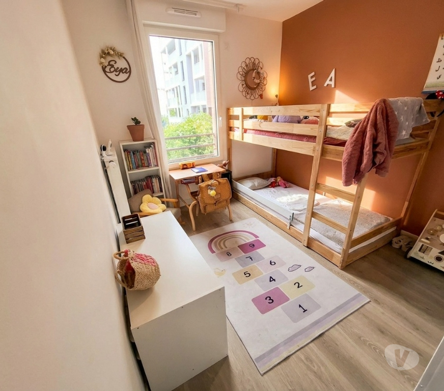 Appartements à vendre Val-de-Marne Ivry sur Seine - 94200 - Photos Vivastreet 4 pièces cosy, traversant, terrasse, parking, Ivry Port