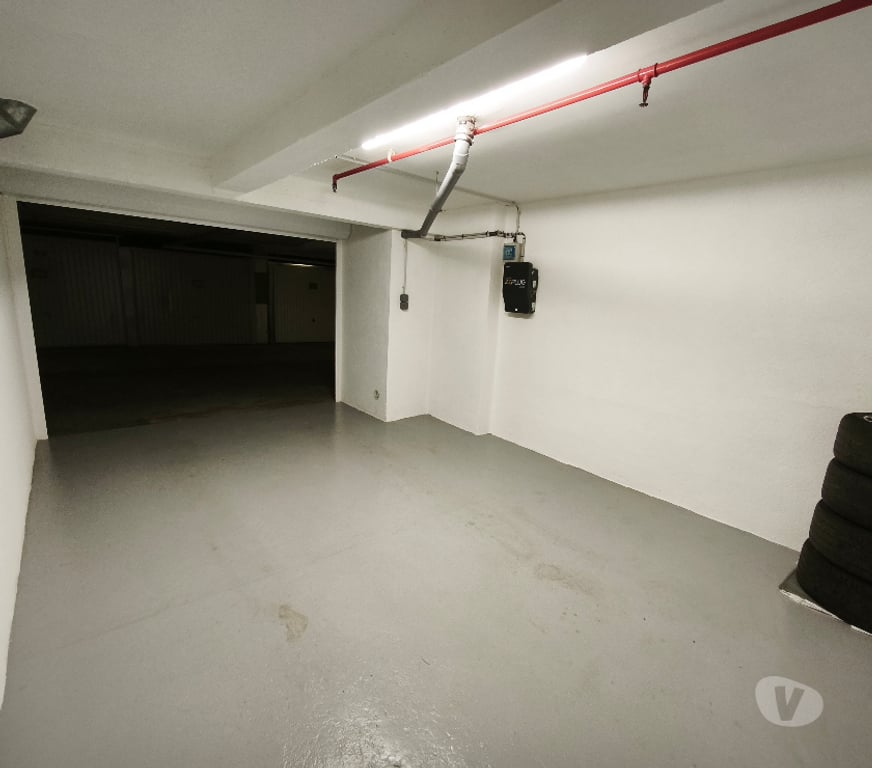Parkings - Garages Alpes-Maritimes Juan les Pins - 06160 - Photos Vivastreet GARAGE ENTREPOT A LOUER – JUAN CAP D’ANTIBES