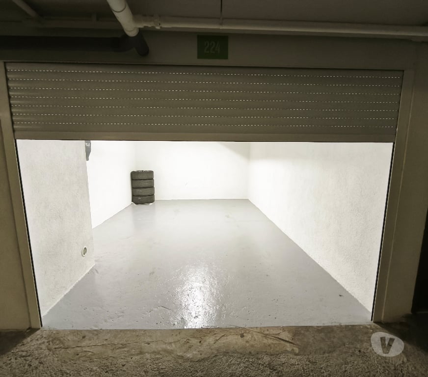 Parkings - Garages Alpes-Maritimes Juan les Pins - 06160 - Photos Vivastreet GARAGE ENTREPOT A LOUER – JUAN CAP D’ANTIBES
