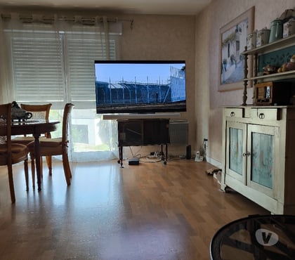 Photo - Video - Son Pleurtuit Ille-et-Vilaine - Photos Vivastreet Très belle tele oled lg G3 65 pouces plus barre de son