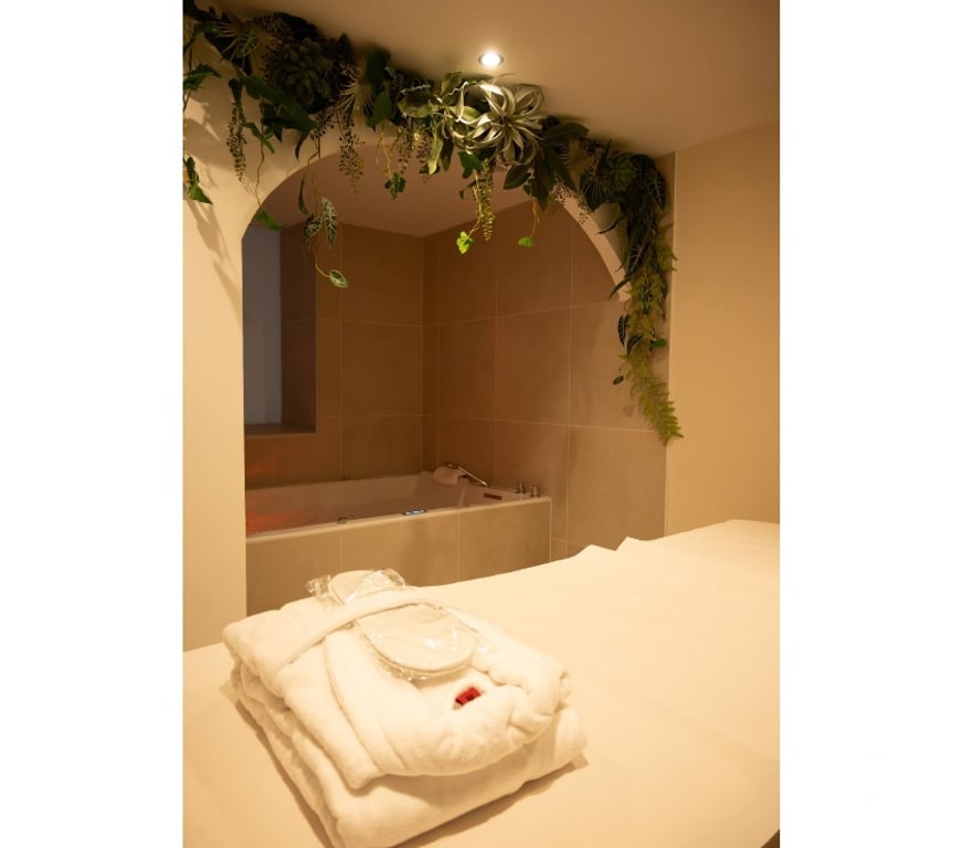 Massages Doubs Besancon - 25000 - Photos Vivastreet Salon de massage Besançon