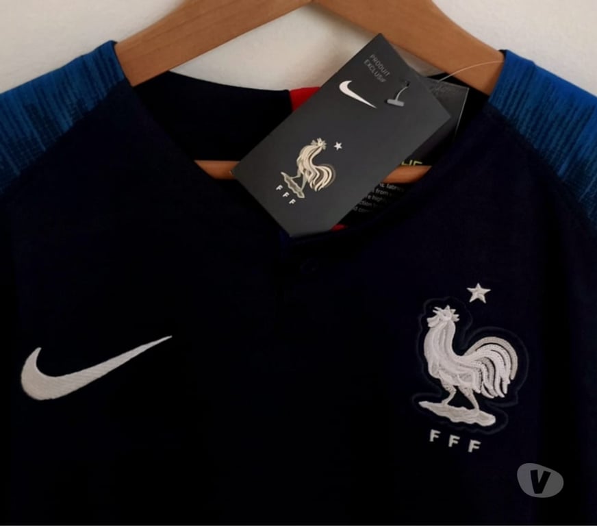 Vêtements occasion Val-d'Oise Deuil la Barre - 95170 - Photos Vivastreet Maillot Équipe de France Coupe du Monde 2018 NEUF