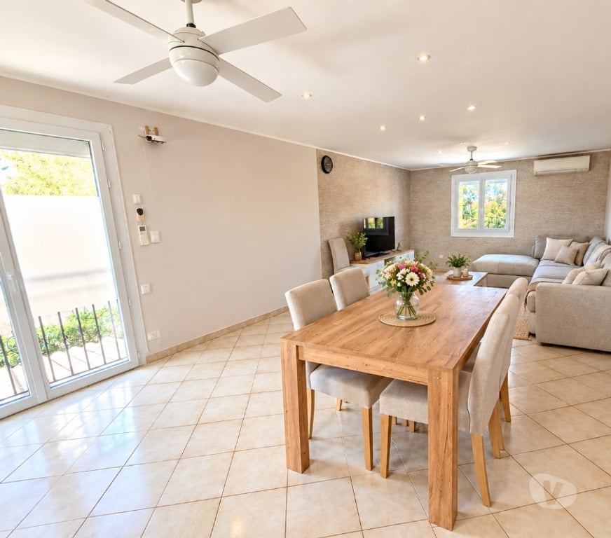 Vente Maison Pyrénées-Orientales Peyrestortes - 66600 - Photos Vivastreet TRES BELLE VILLA 6P 4CH 155m² + PISCINE CHAUFFÉ