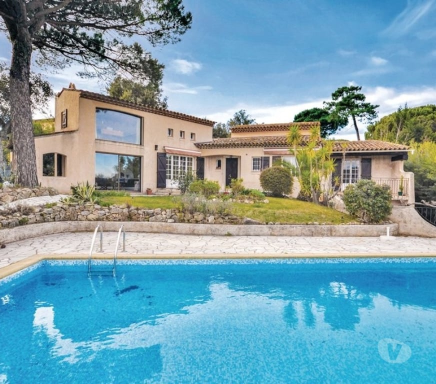 location saisonniere Var Gassin - 83580 - Photos Vivastreet Villa pour 6 personnes avec piscine privée