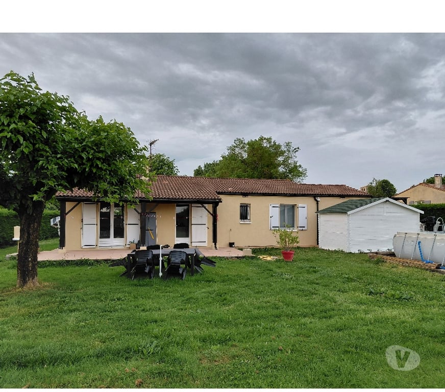 Vente Maison Charente-Maritime St Martial de Mirambeau - 17150 - Photos Vivastreet Villa 4 chambres aucun travaux 98m2