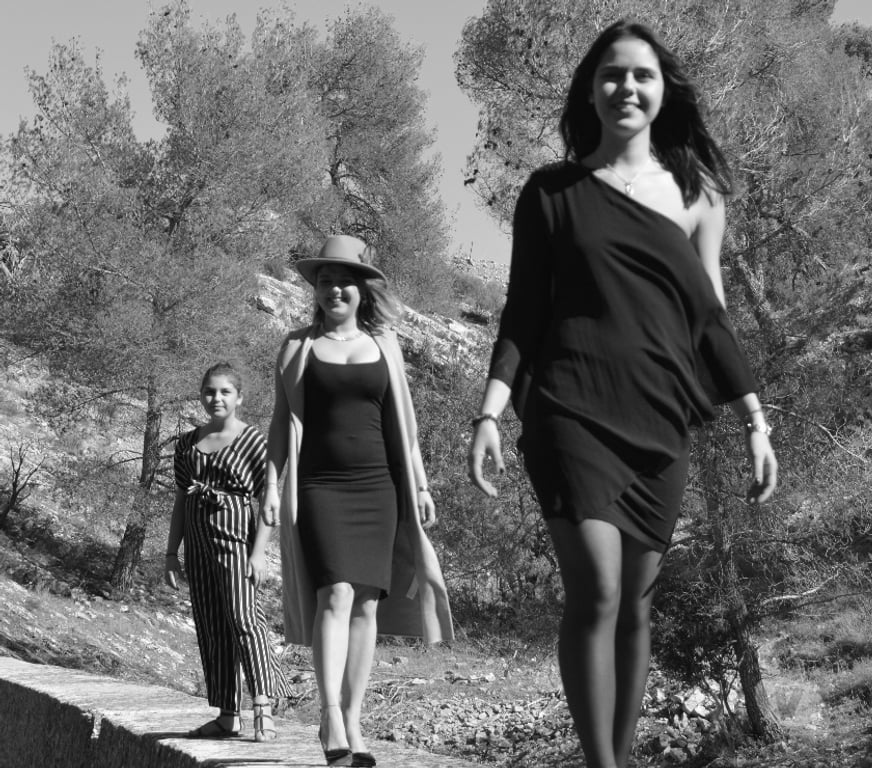 Castings, modèles, photographes Bouches-du-Rhône Les Pennes Mirabeau - 13170 - Photos Vivastreet Photographe: Posez pour vous...
