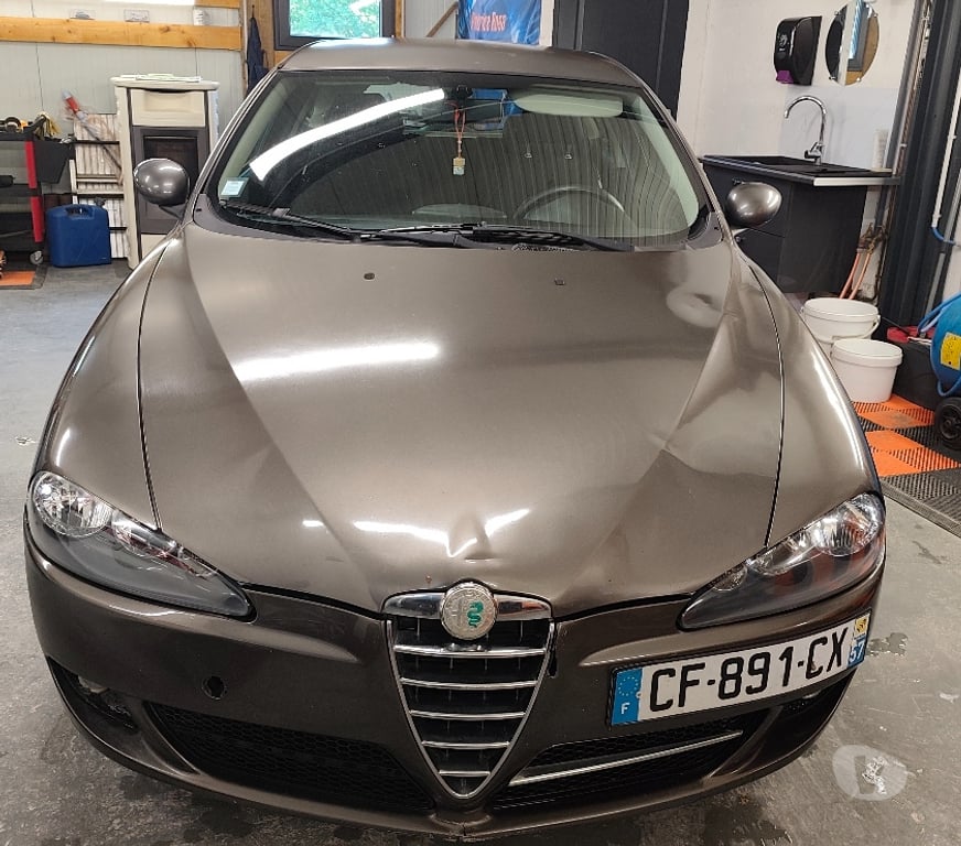 Voiture d'occasion Haute-Marne St Dizier - 52100 - Photos Vivastreet Alfa Roméo 147 1.9 JTD 115ch Diesel