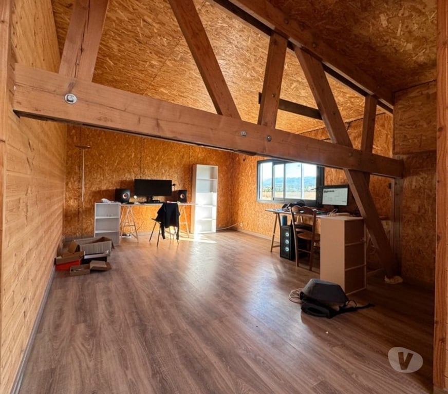 bureaux locaux Drôme Montmeyran - 26120 - Photos Vivastreet Atelier Bureau 150 m² avec mezzanine