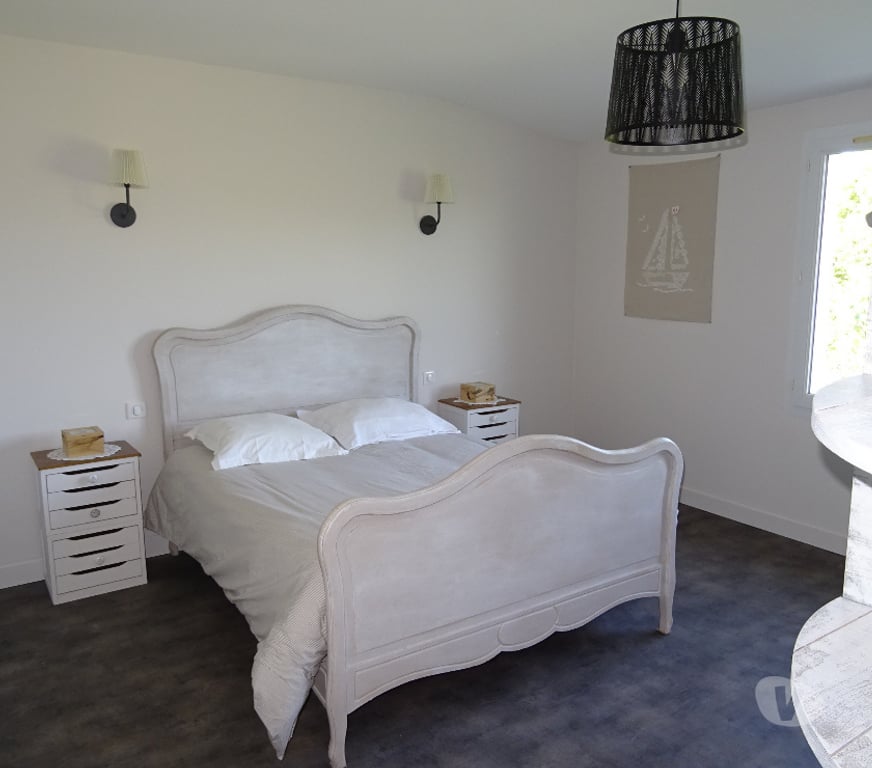 Vente Maison Charente-Maritime Tonnay Boutonne - 17380 - Photos Vivastreet Charentaise, 295m2, 395000€