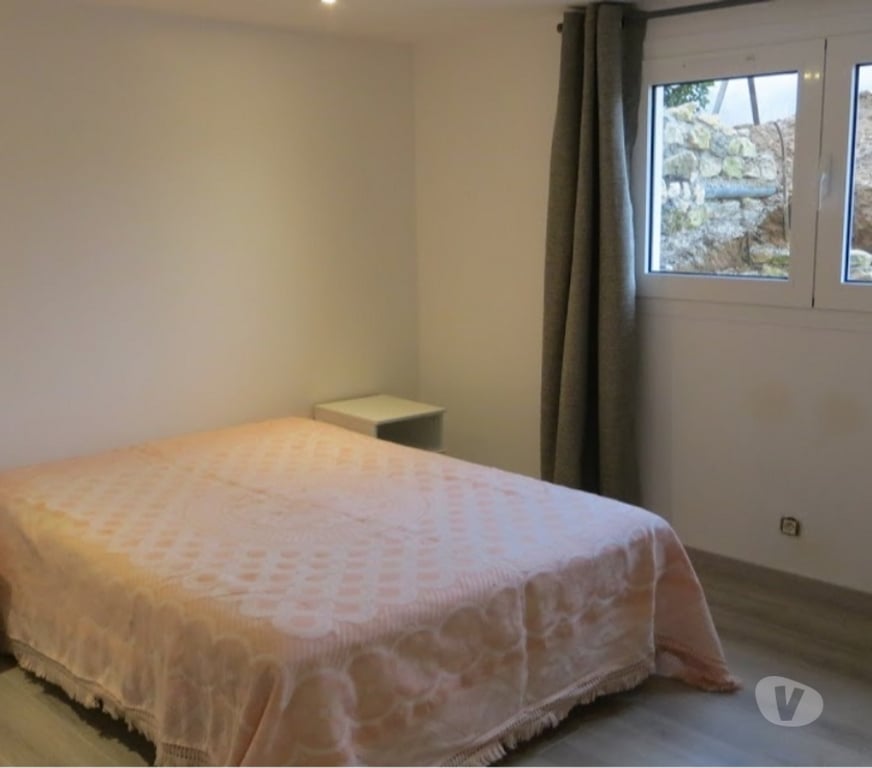 Appartement meublé Seine-et-Marne Thomery - 77810 - Photos Vivastreet loue F2 meublé dans village classé