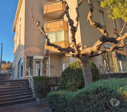 Vente Appartement Aubagne Bouches-du-Rhône - Photos Vivastreet Particulier vend studio libre à Aubagne -agence s'abstenir-