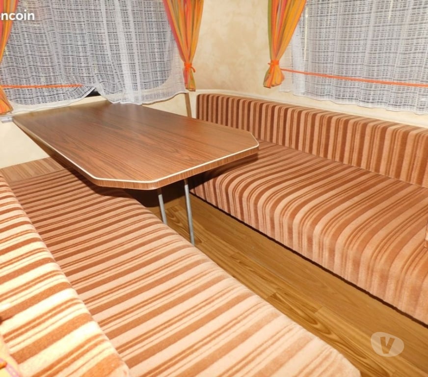 Caravane d'occasion Loiret Montcresson - 45700 - Photos Vivastreet Eriba puck 1979
