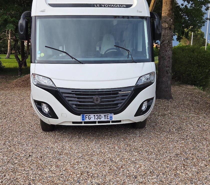 Camping car occasion St Brevin les Pins Loire-Atlantique - Photos Vivastreet camping car le voyageur