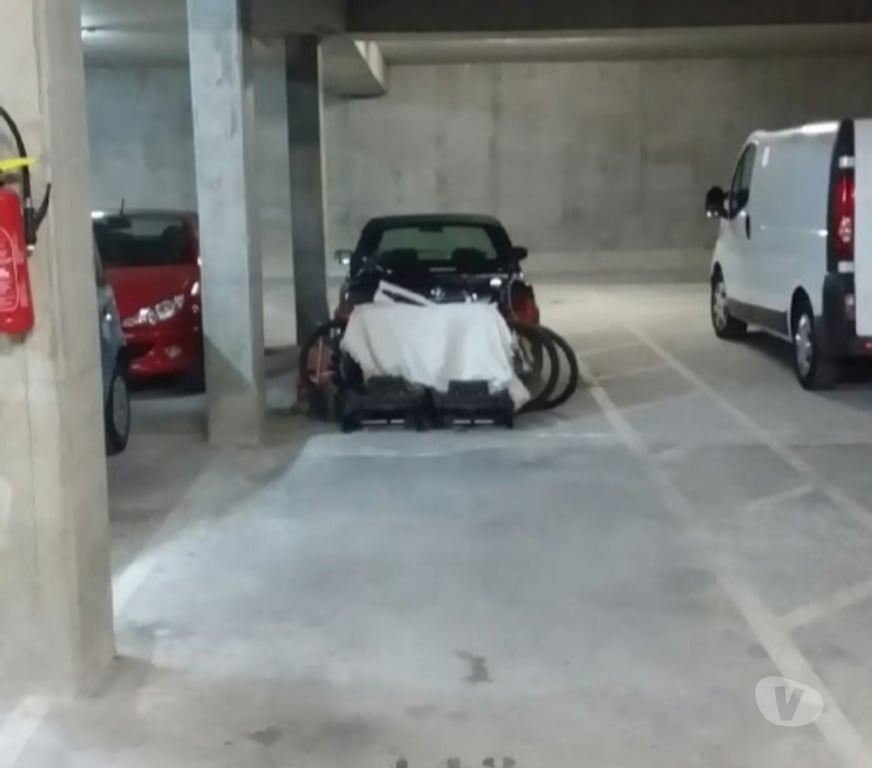 Parkings - Garages Yvelines Sartrouville - 78500 - Photos Vivastreet Parking sécurisé à louer – Sartrouville