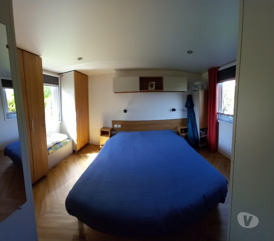 Mobil home Charente-Maritime Les Mathes - 17570 - Photos Vivastreet 2 CH 2 sdb 40m² TOUT
