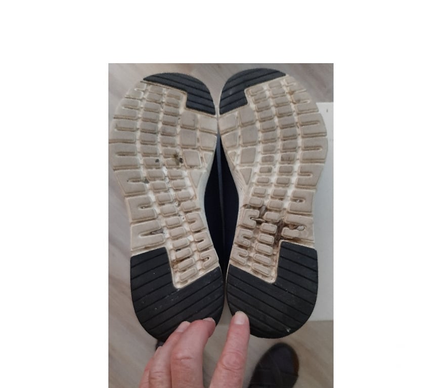 Chaussures Val-d'Oise Eaubonne - 95600 - Photos Vivastreet chaussures de marche urbaine