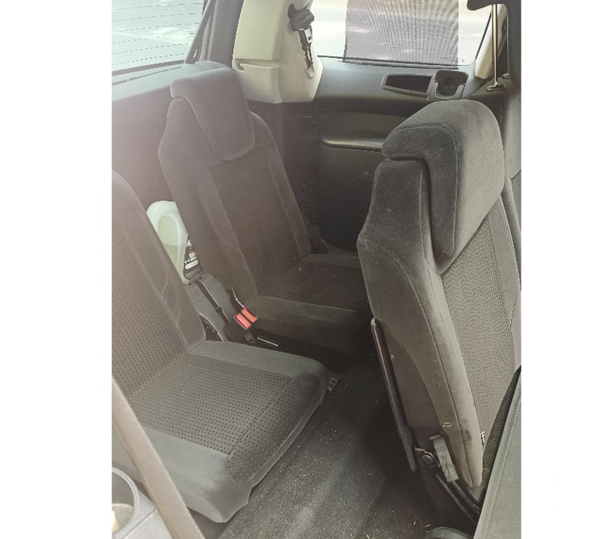 Voiture d'occasion Rhône Fontaines sur Saone - 69270 - Photos Vivastreet C4 grand picasso
