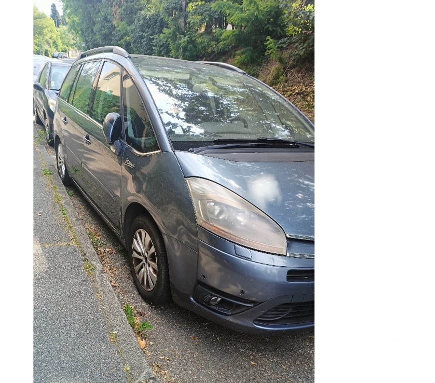 Voiture d'occasion Rhône Fontaines sur Saone - 69270 - Photos Vivastreet C4 grand picasso