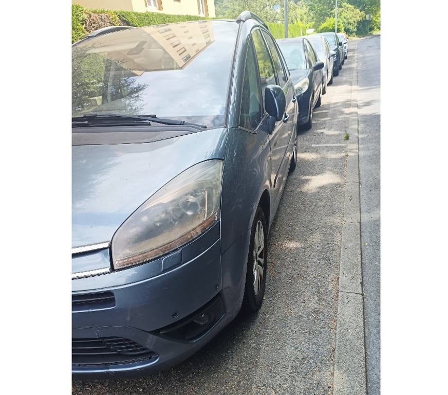 Voiture d'occasion Rhône Fontaines sur Saone - 69270 - Photos Vivastreet C4 grand picasso
