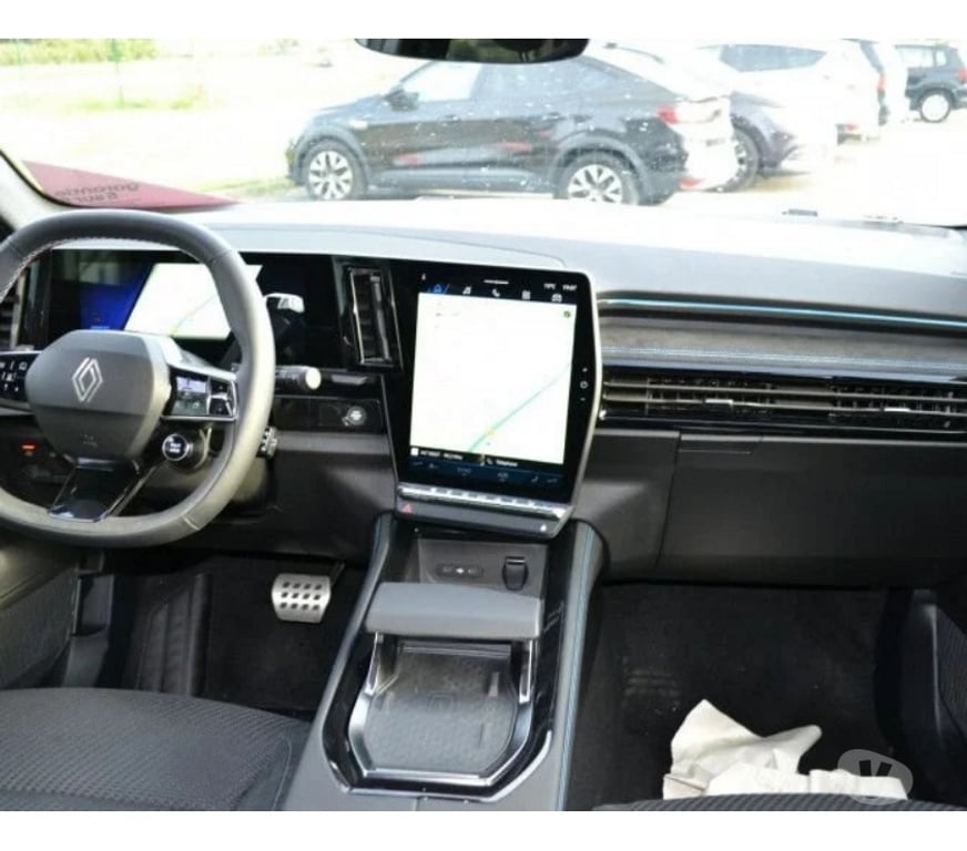 Voiture d'occasion Ille-et-Vilaine Domalain - 35680 - Photos Vivastreet Renault Austral 1.2 E-TECH FULL HYBRID 200CH ESPRIT ALPINE