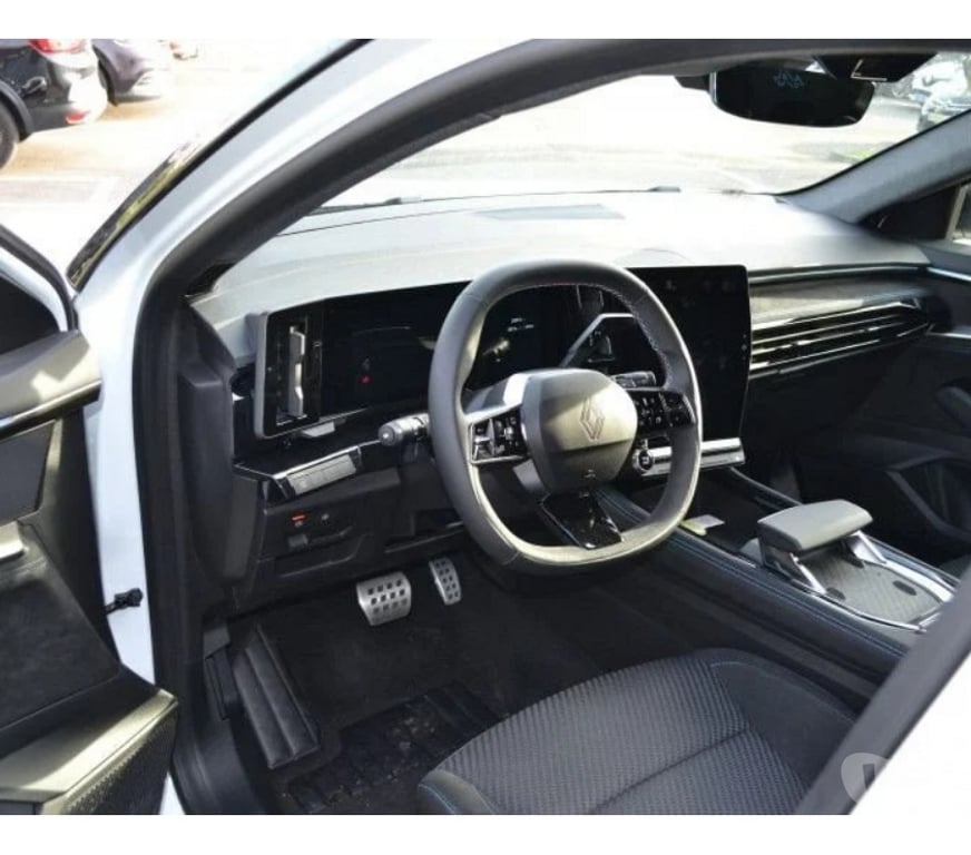 Voiture d'occasion Ille-et-Vilaine Domalain - 35680 - Photos Vivastreet Renault Austral 1.2 E-TECH FULL HYBRID 200CH ESPRIT ALPINE