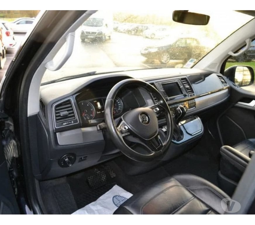 Voiture d'occasion Ille-et-Vilaine Domalain - 35680 - Photos Vivastreet Volkswagen Multivan 2.0 TDI 204CH BLUEMOTION TECHNOLOGY